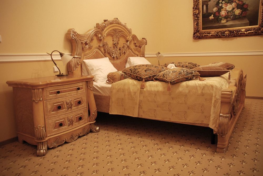 Zamek Kamenny Dvur Hotell Mostov Exteriör bild