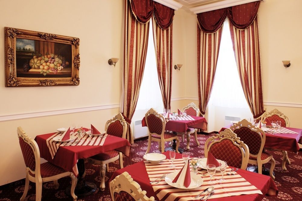 Zamek Kamenny Dvur Hotell Mostov Exteriör bild