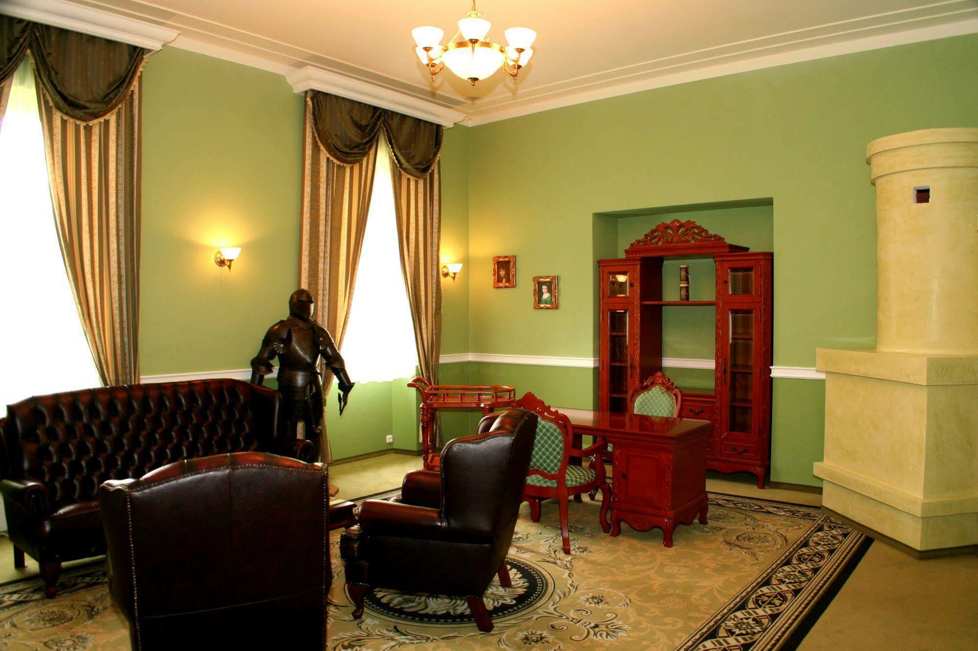Zamek Kamenny Dvur Hotell Mostov Exteriör bild